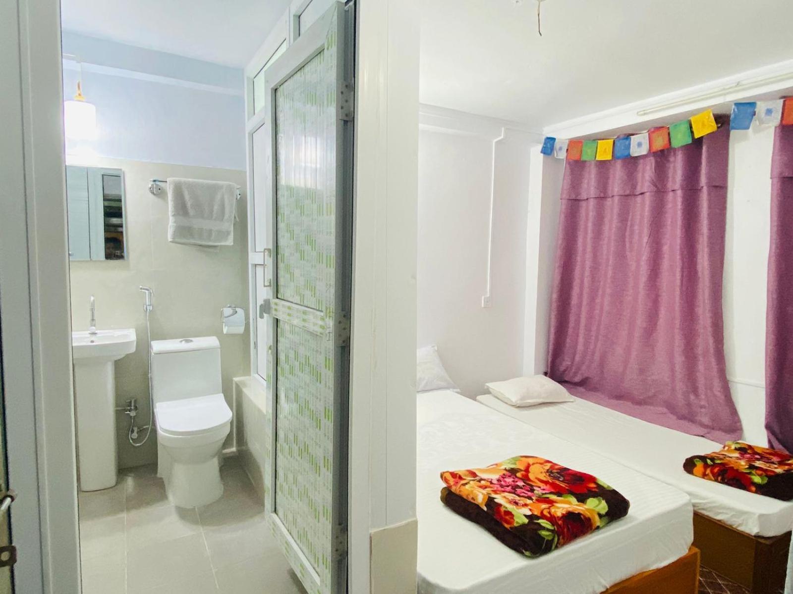 Community Holiday Inn Panaoti Zewnętrze zdjęcie