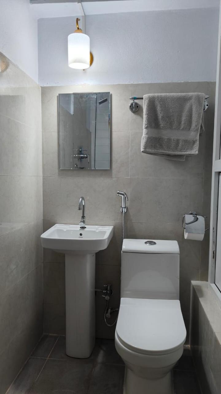 Community Holiday Inn Panaoti Zewnętrze zdjęcie